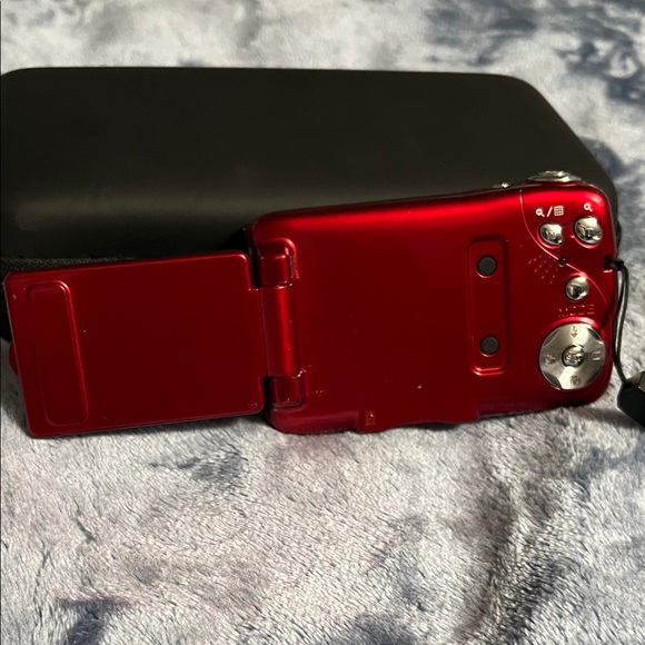 Vivitar Red Digital Camera - Tested Works! - Picture 5 of 5